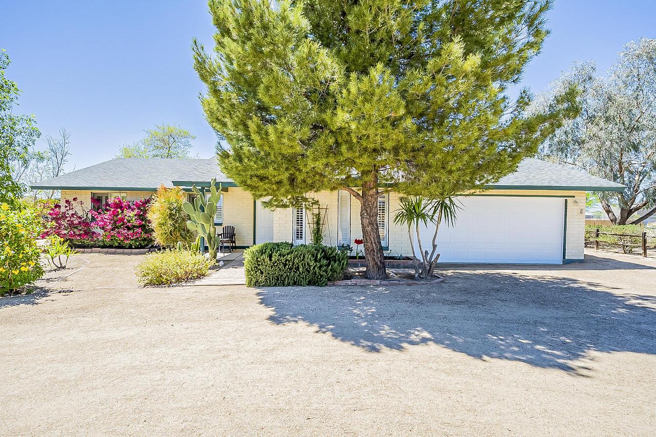 35210 N 16th St., Phoenix, AZ 85086