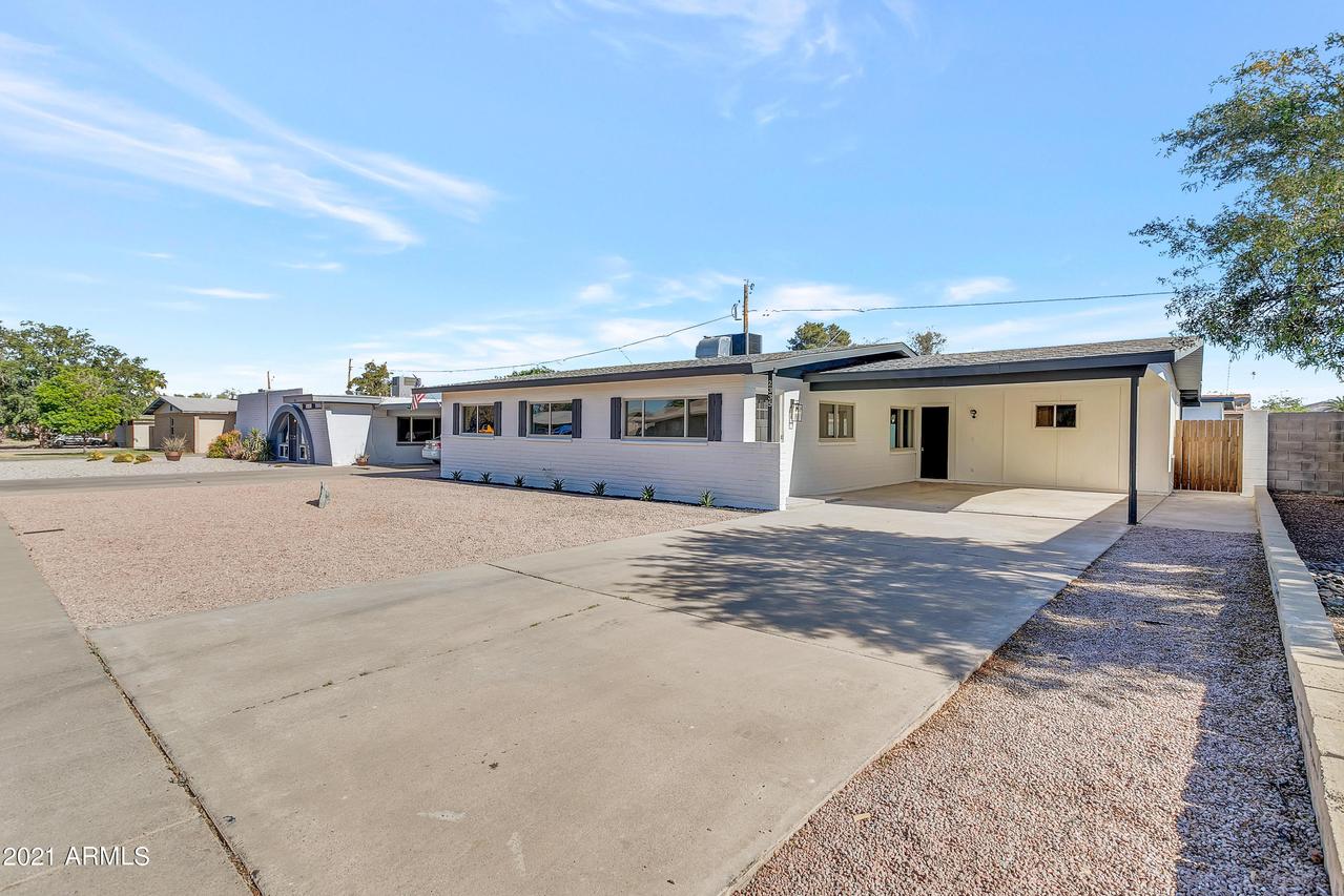 2335 E Marmora St., Phoenix, AZ 85022