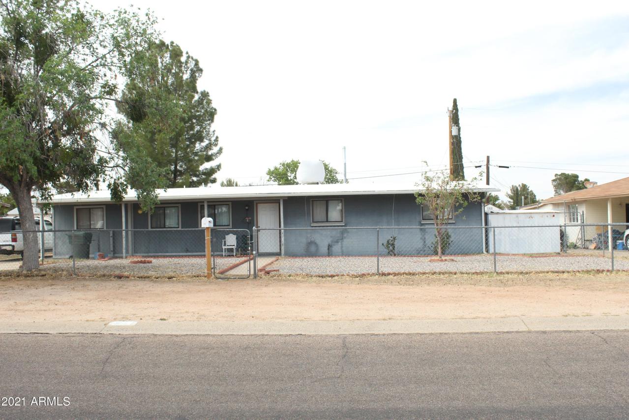 43 E Martin Dr., Sierra Vista, AZ 85635