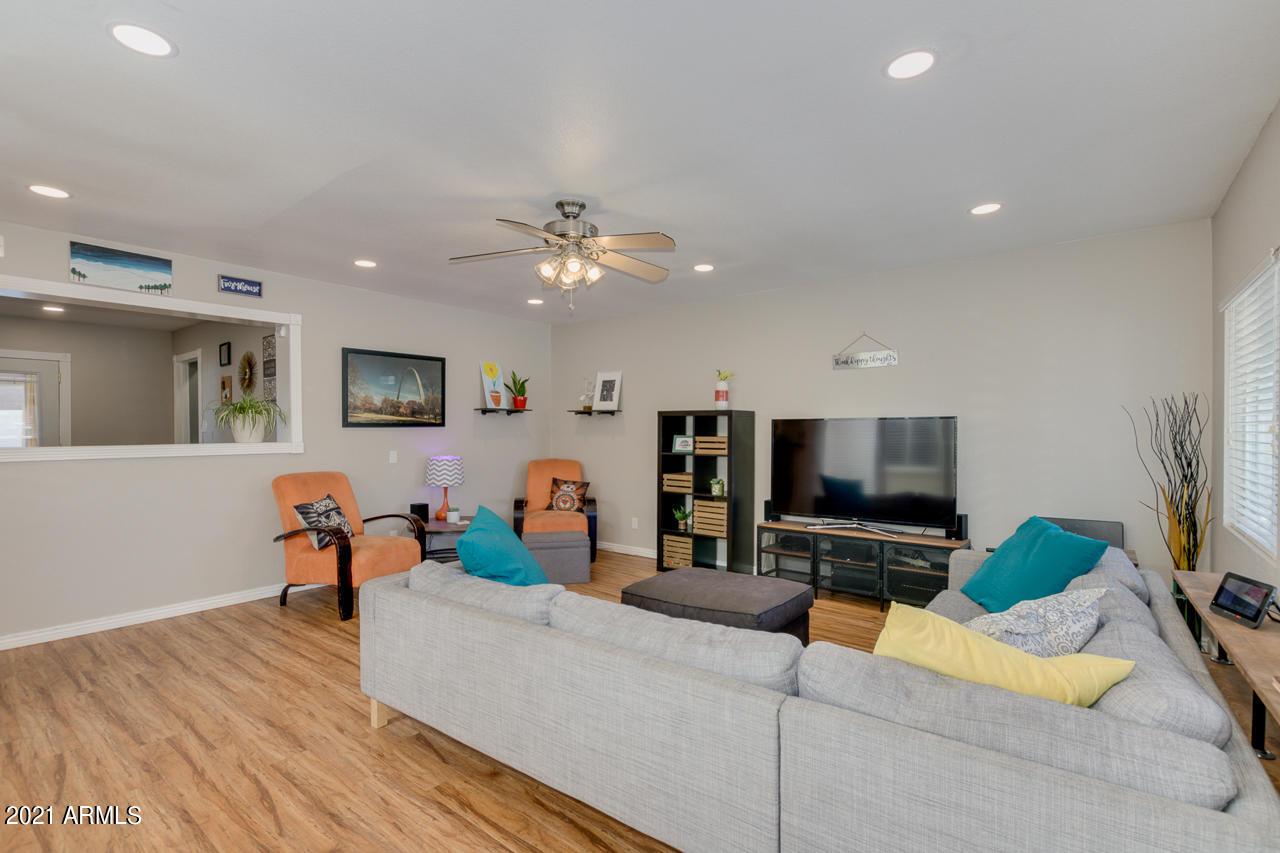 4339 E Villa Theresa Dr., Phoenix, AZ 85032