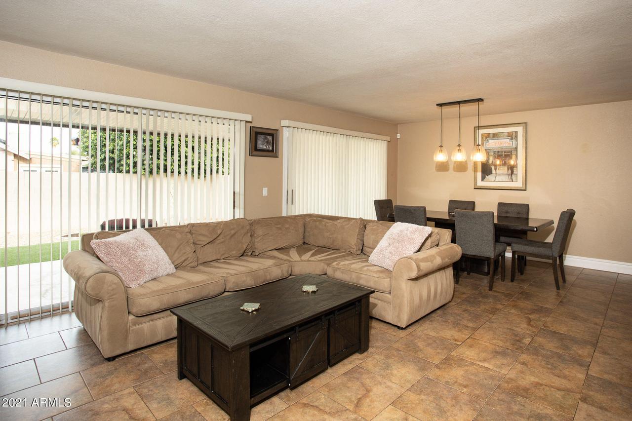 18219 N 16th Way, Phoenix, AZ 85022