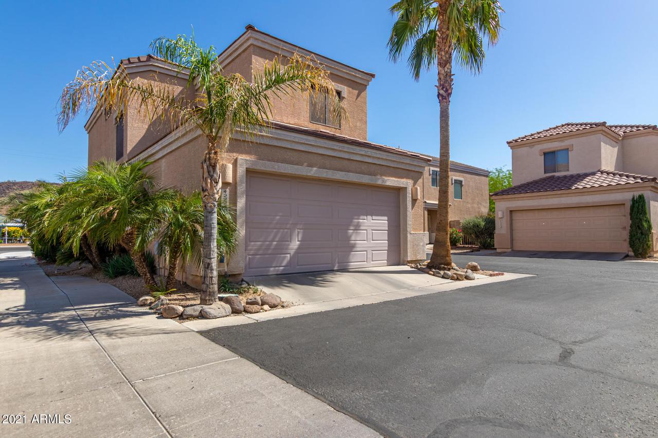 22243 N 29th Dr., Phoenix, AZ 85027