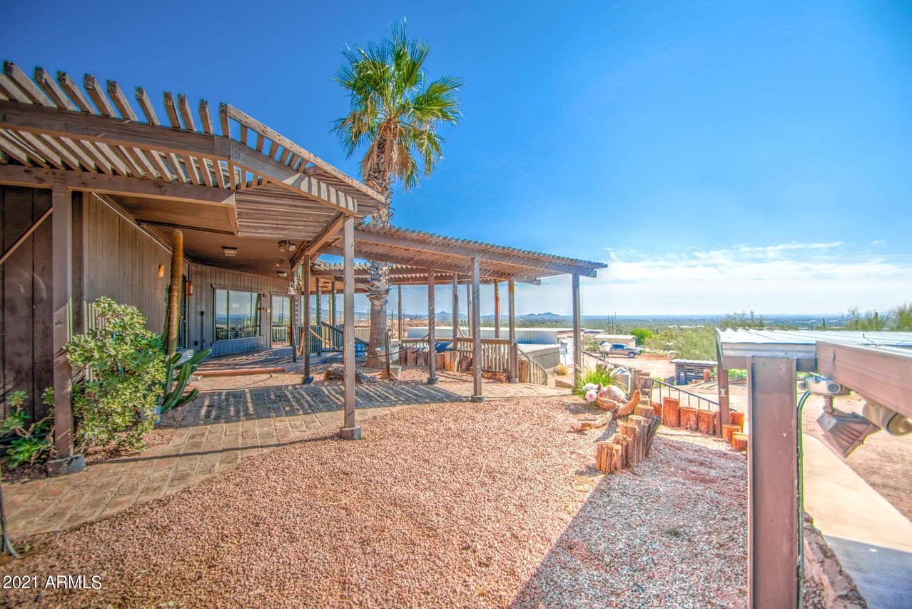 2700 E Moon Vista St., Apache Junction, AZ 85119