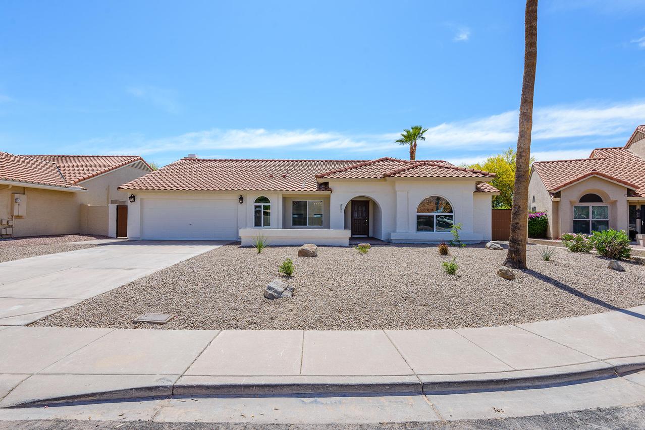3931 E Cholla Canyon Dr., Phoenix, AZ 85044