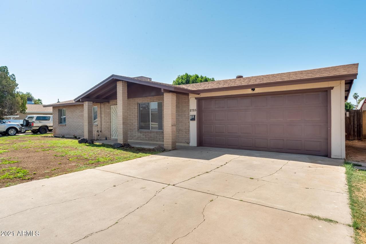 3725 W Barnes Ln., Phoenix, AZ 85051