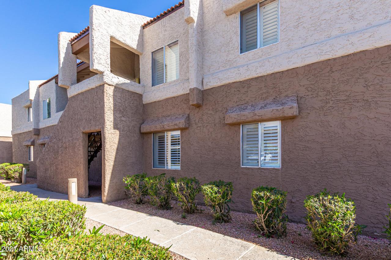 4554 E Paradise Village Pkwy. #150, Phoenix, AZ 85032