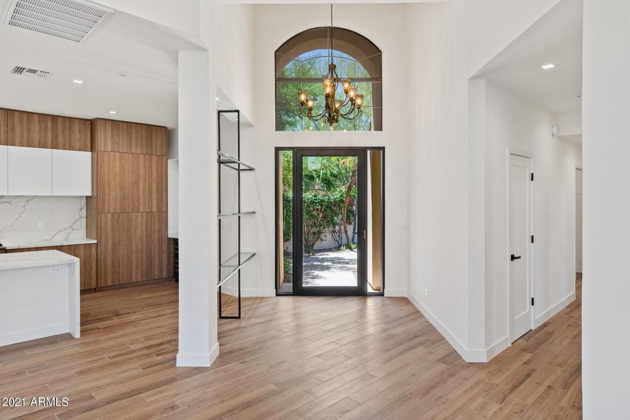 7705 E Doubletree Ranch Rd. #47, Scottsdale, AZ 85258