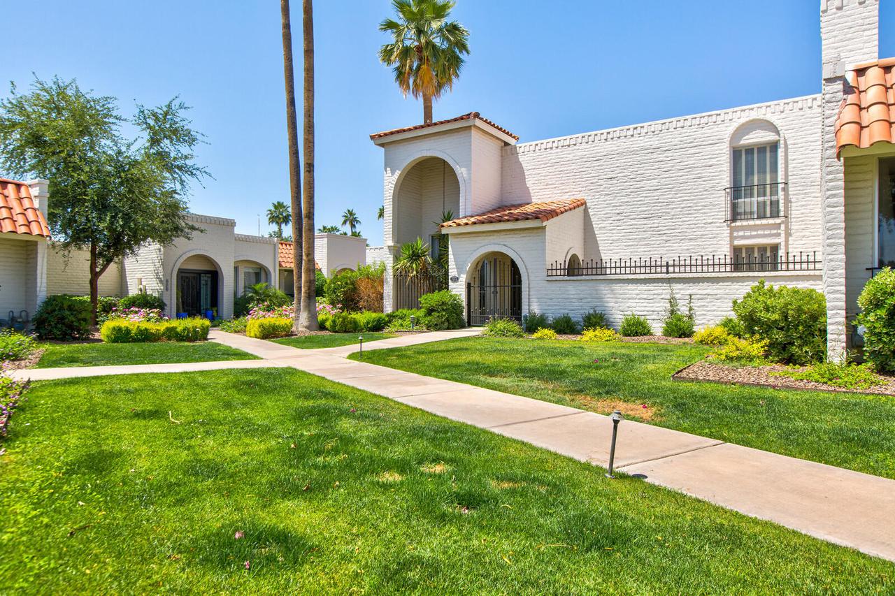 7073 E Mcdonald Dr., Paradise Valley, AZ 85253