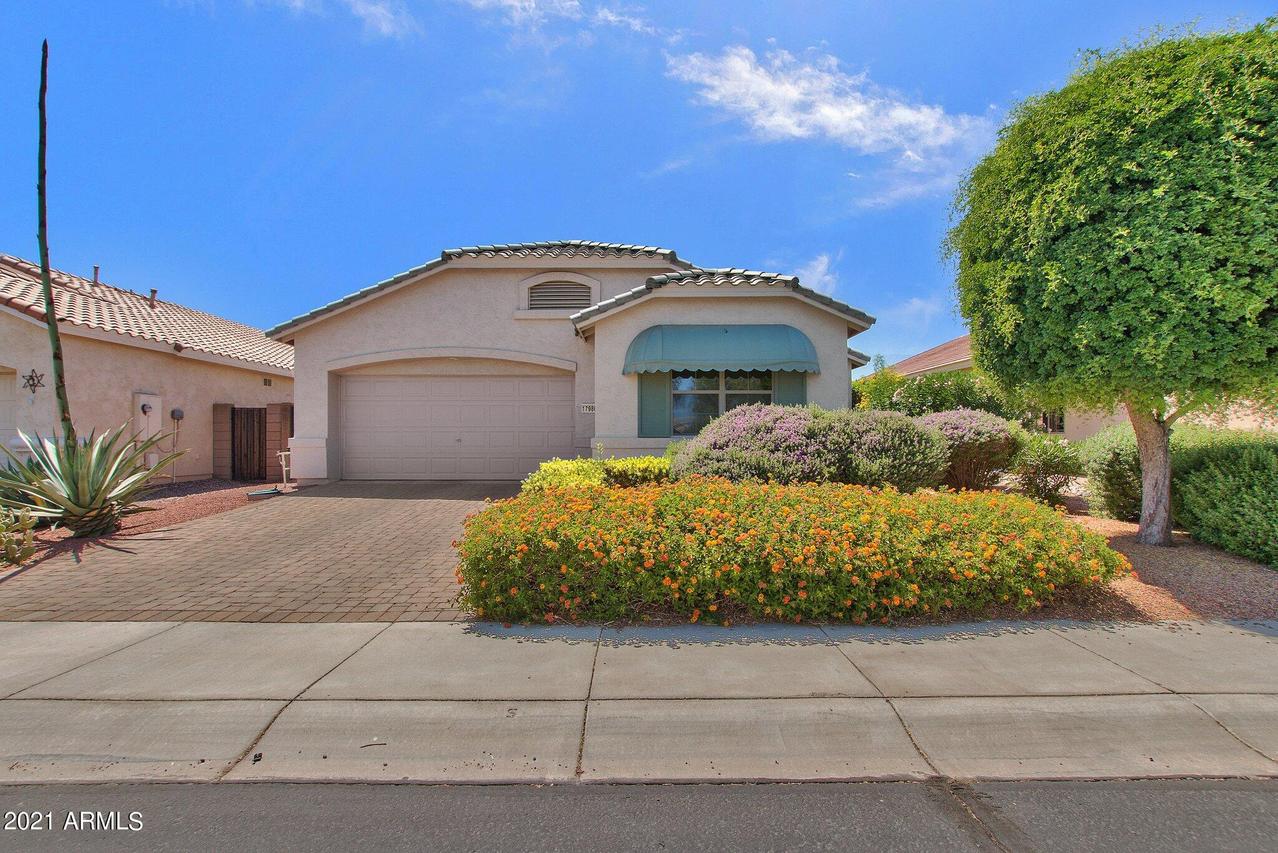 17986 N Javelina Dr., Surprise, AZ 85374