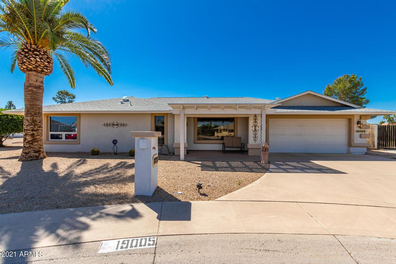 19005 N 99th Dr., Sun City, AZ 85373