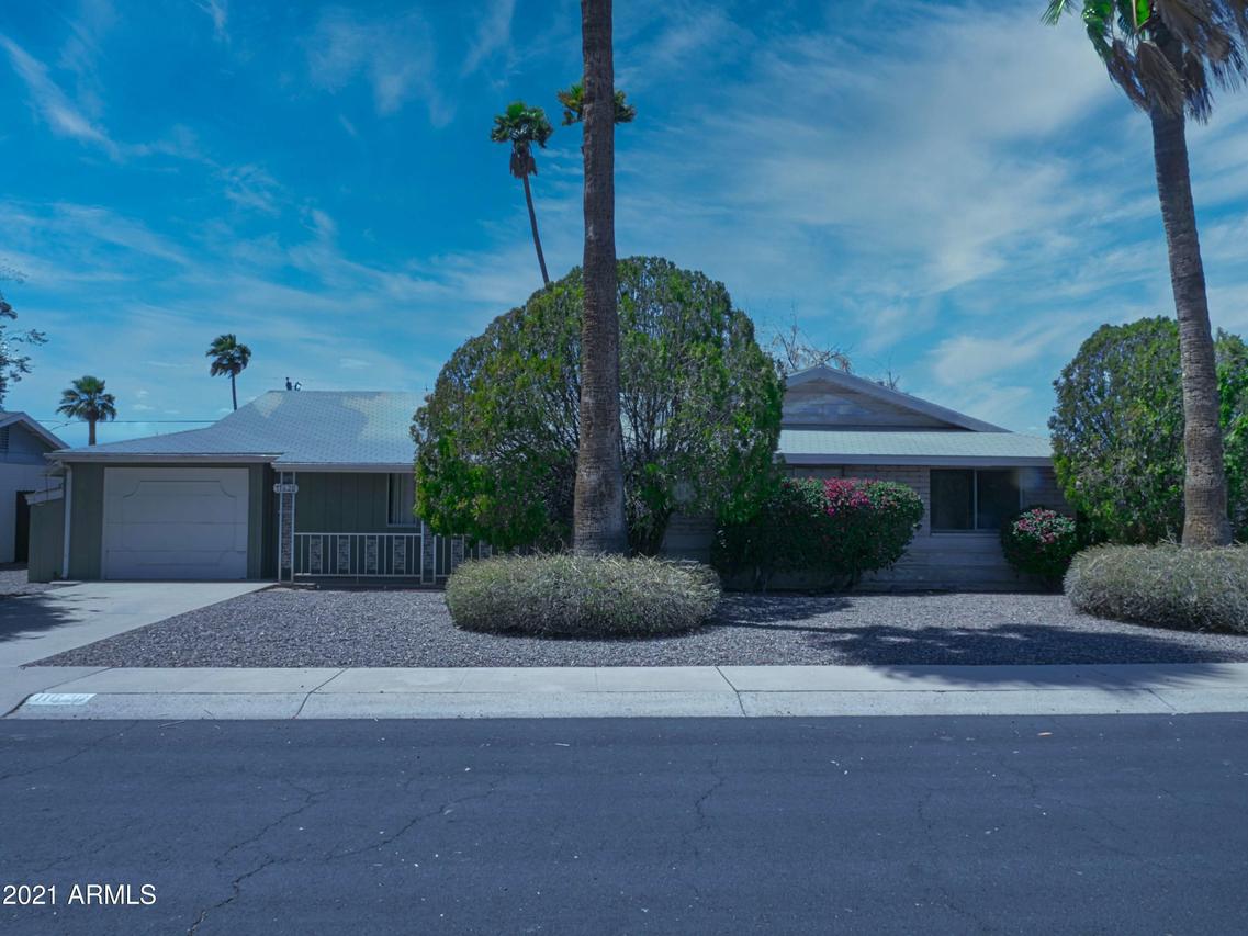 11620 N Hagen Dr., Sun City, AZ 85351