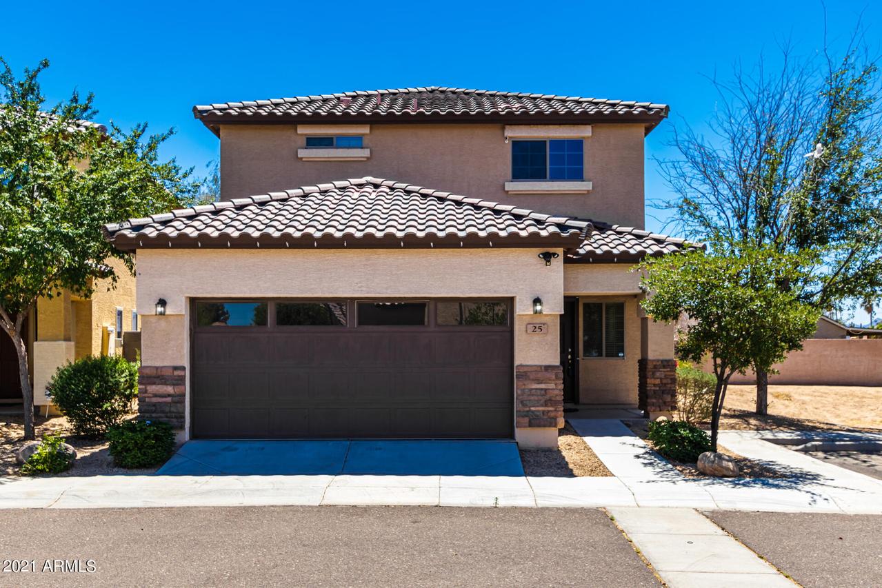 10225 W Camelback Rd. #25, Phoenix, AZ 85037