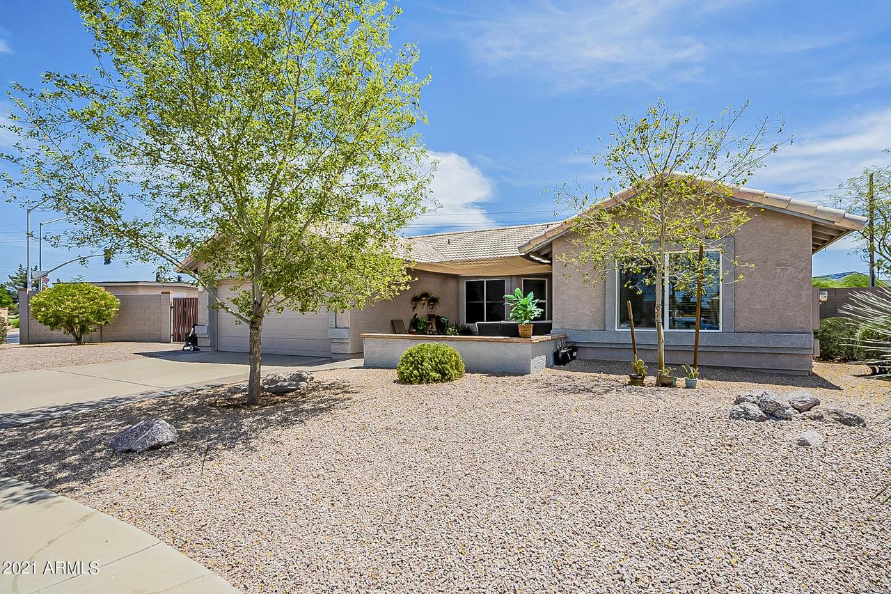 2763 E Adobe St., Mesa, AZ 85213