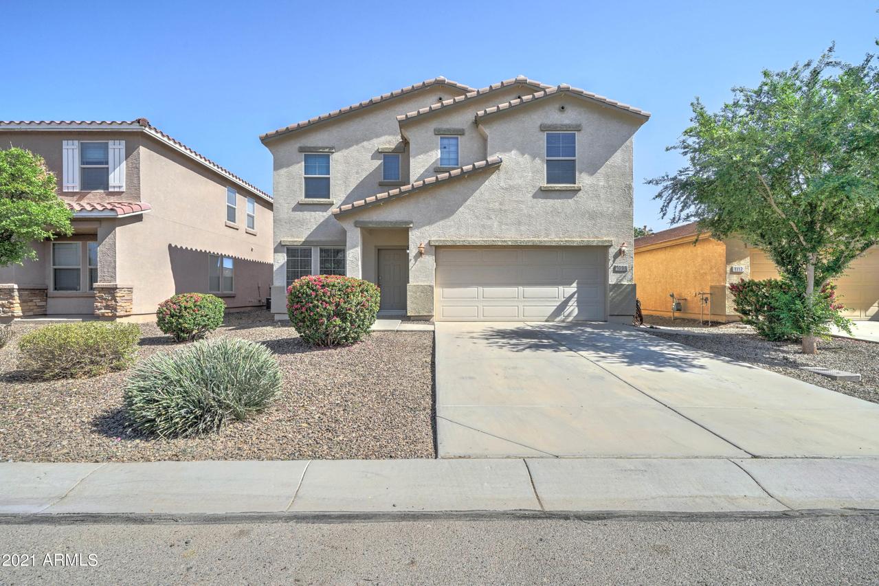 1098 E Kelsi Ave., San Tan Valley, AZ 85140