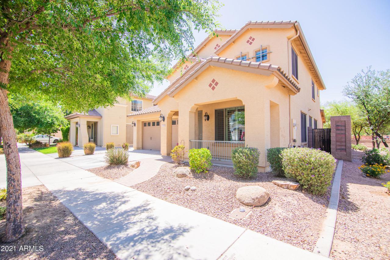 19069 E Kingbird Ct., Queen Creek, AZ 85142