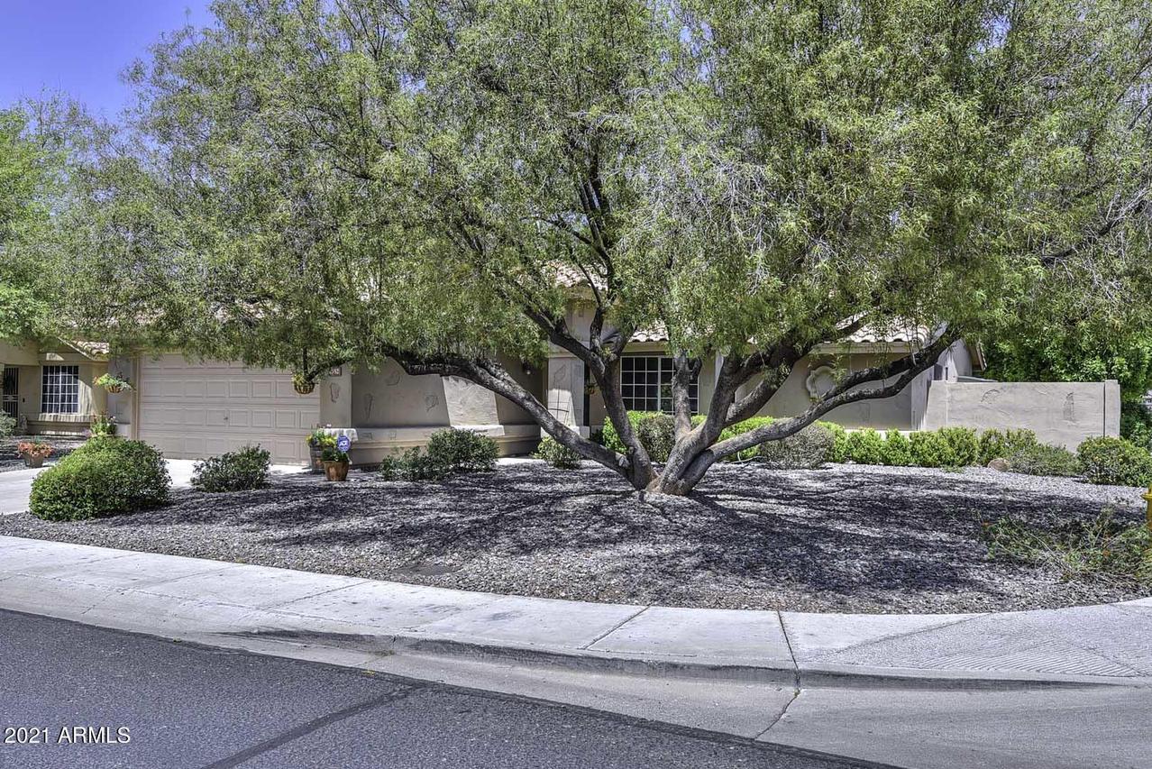 7352 W Via Del Sol Dr., Glendale, AZ 85310