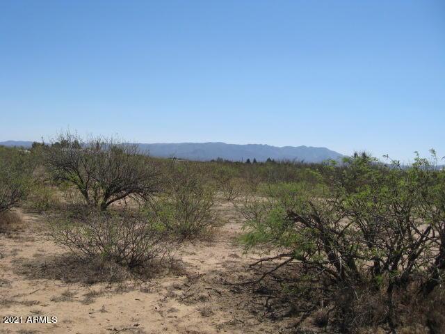 5651 S Natoma Tr. #-, Hereford, AZ 85615