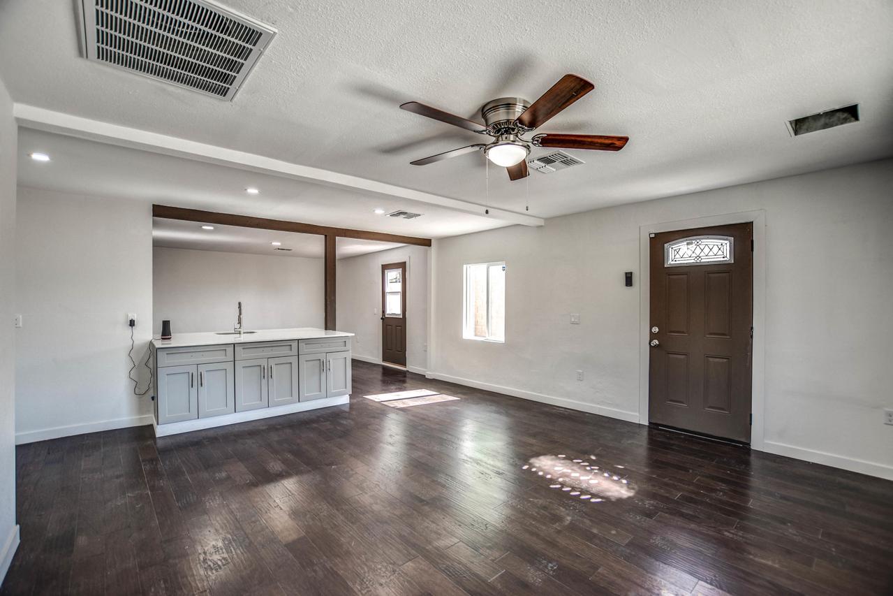 2730 W Myrtle Ave., Phoenix, AZ 85051