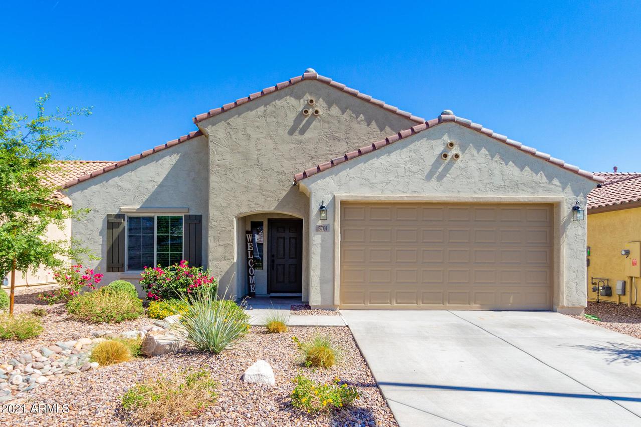 5701 W Autumn Vista Way, Florence, AZ 85132