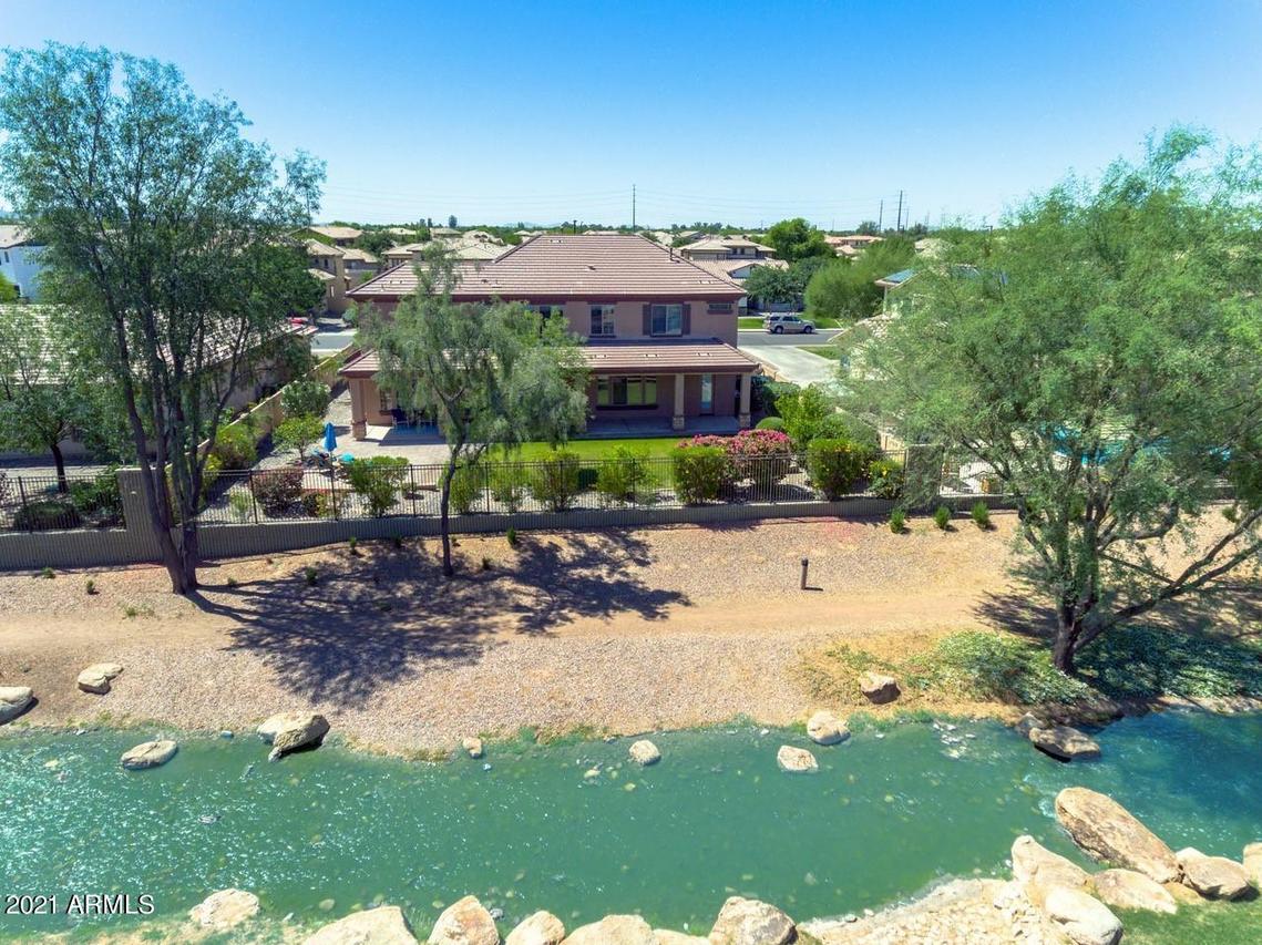 544 E Janet Way, Gilbert, AZ 85297