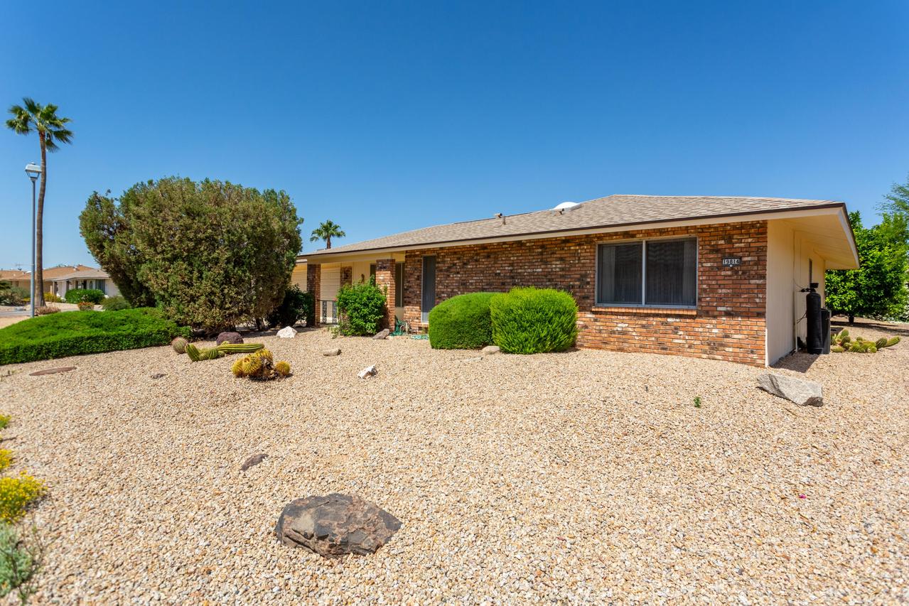 19814 N Concho Cir., Sun City, AZ 85373