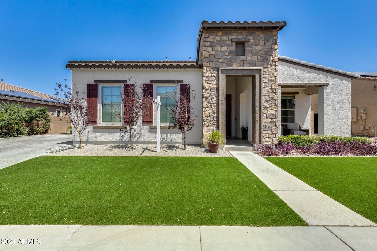 21016 E Sunset Dr., Queen Creek, AZ 85142