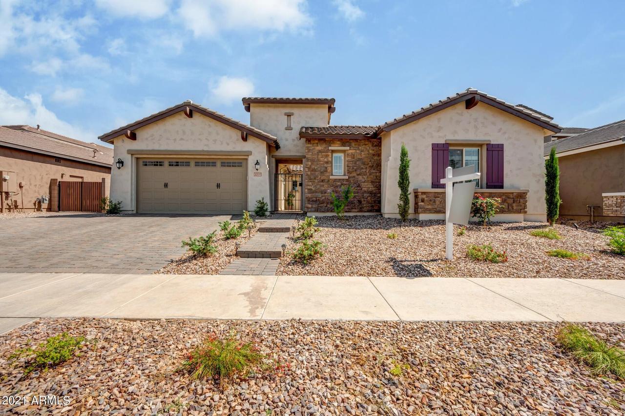 20555 E Raven Dr., Queen Creek, AZ 85142