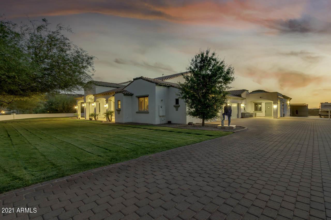 8214 N Buena Vista Dr., Casa Grande, AZ 85194