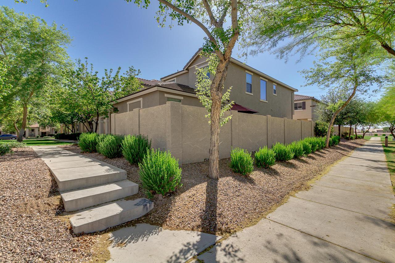 3804 E Trigger Way, Gilbert, AZ 85297