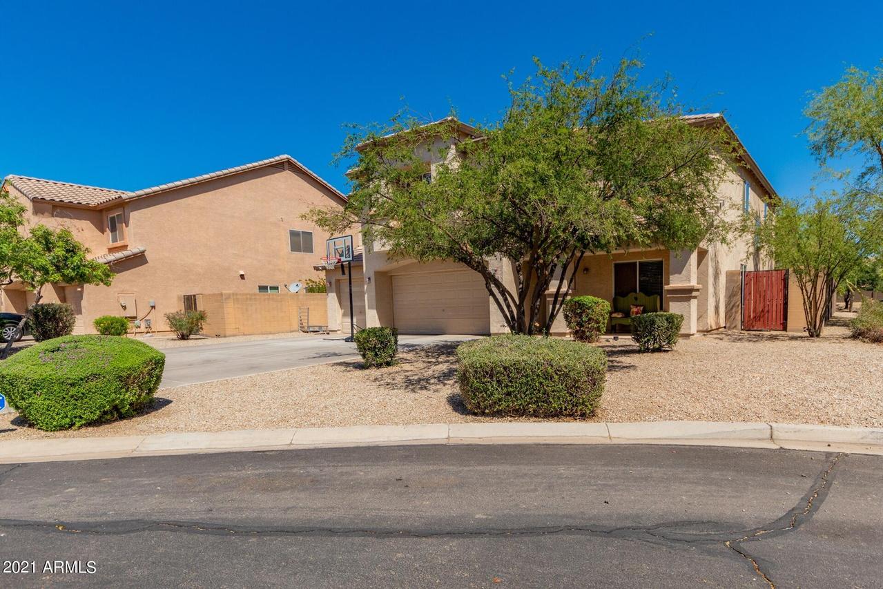 4336 E Pinto Valley Rd., San Tan Valley, AZ 85143