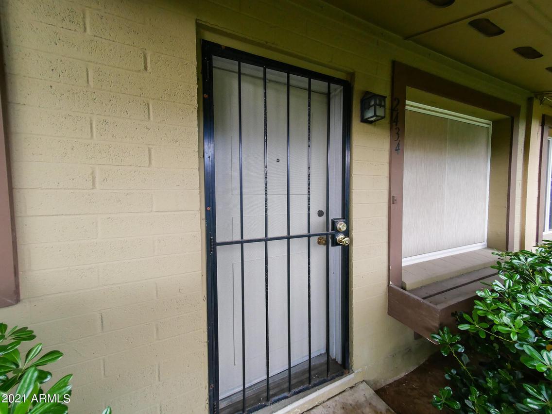 2434 N 22nd Ave. #79, Phoenix, AZ 85009