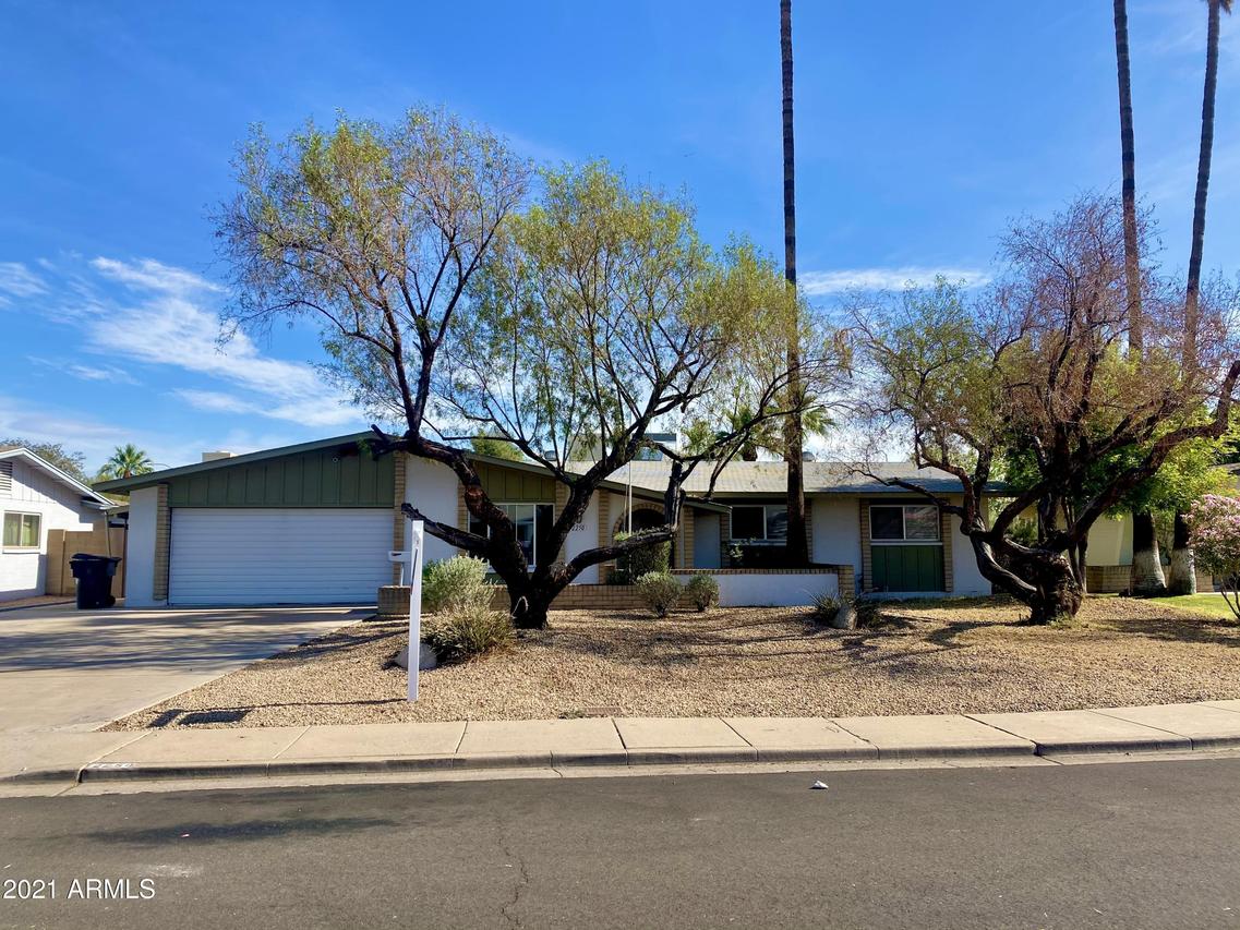 2250 W Concho Cir., Mesa, AZ 85202