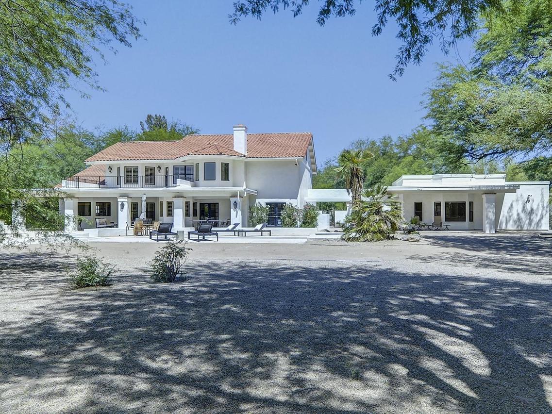 5909 E Sanna St., Paradise Valley, AZ 85253