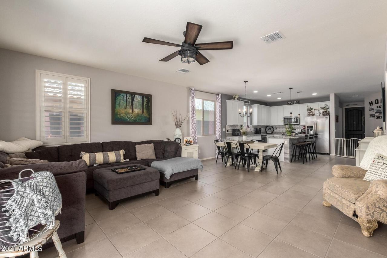 22036 N 184th Dr., Surprise, AZ 85387