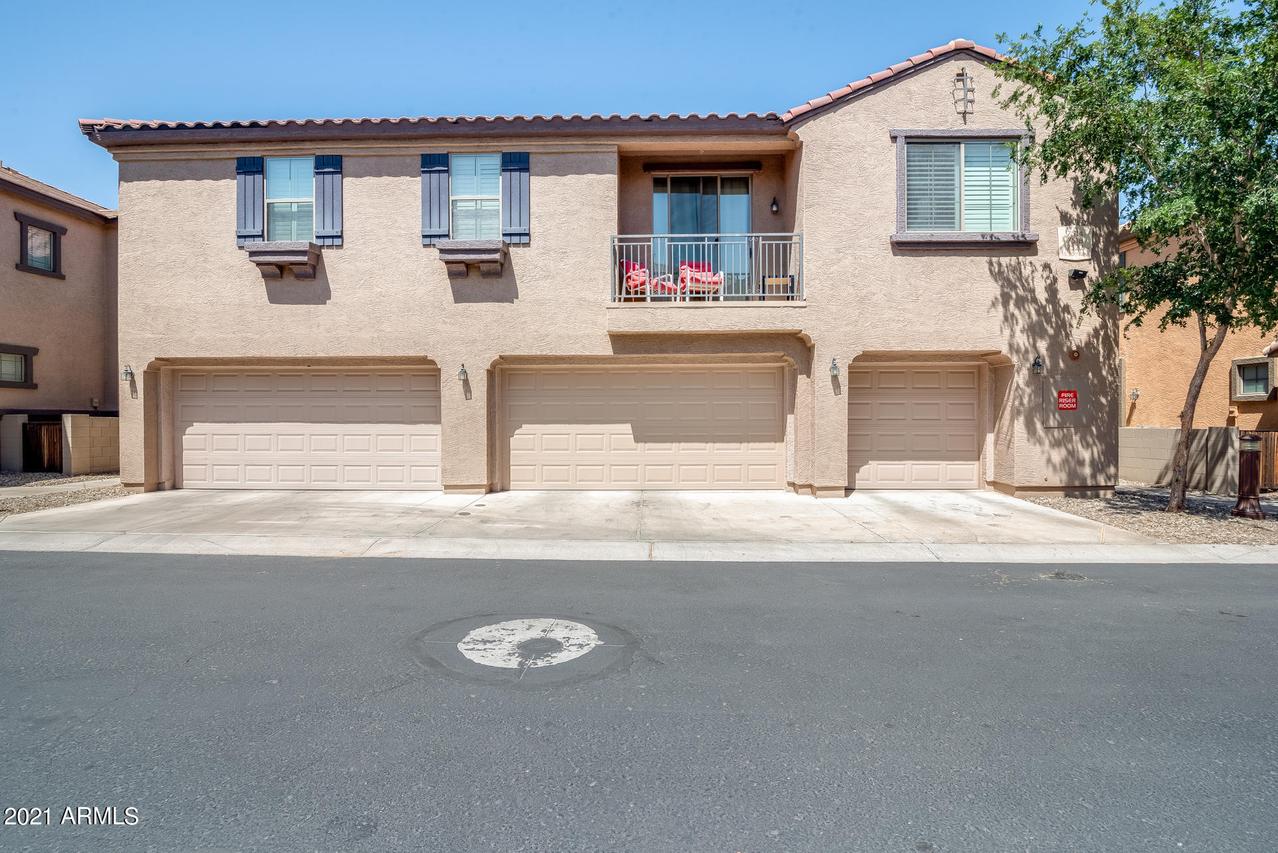 7518 S 30th Run, Phoenix, AZ 85042