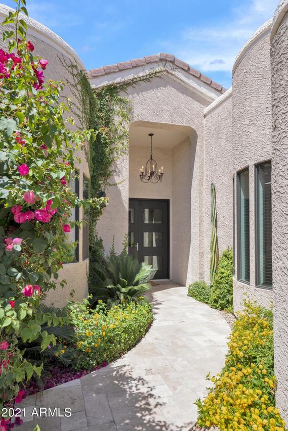 8100 E Camelback Rd. #21, Scottsdale, AZ 85251
