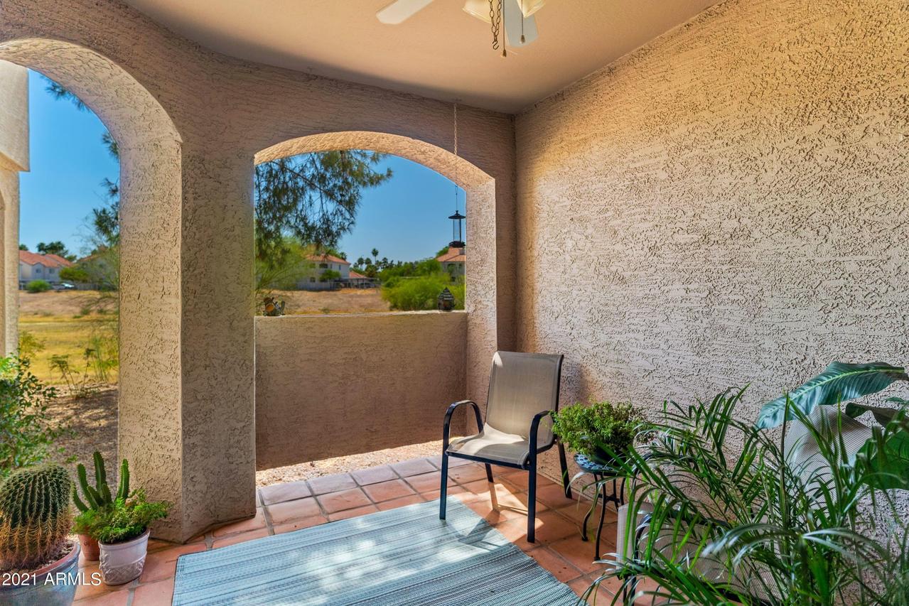 5249 E Shea Blvd. #105, Scottsdale, AZ 85254