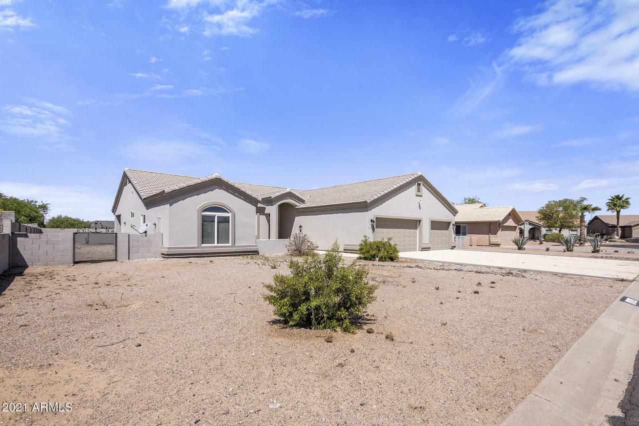 15360 S Kline Pl., Arizona City, AZ 85123