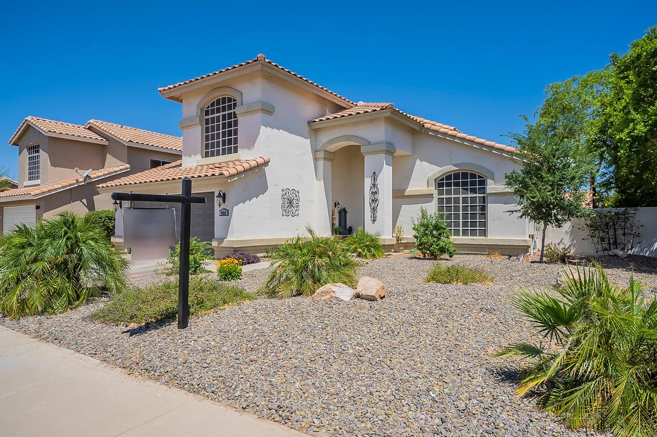 7452 W Via Montoya Dr., Glendale, AZ 85310