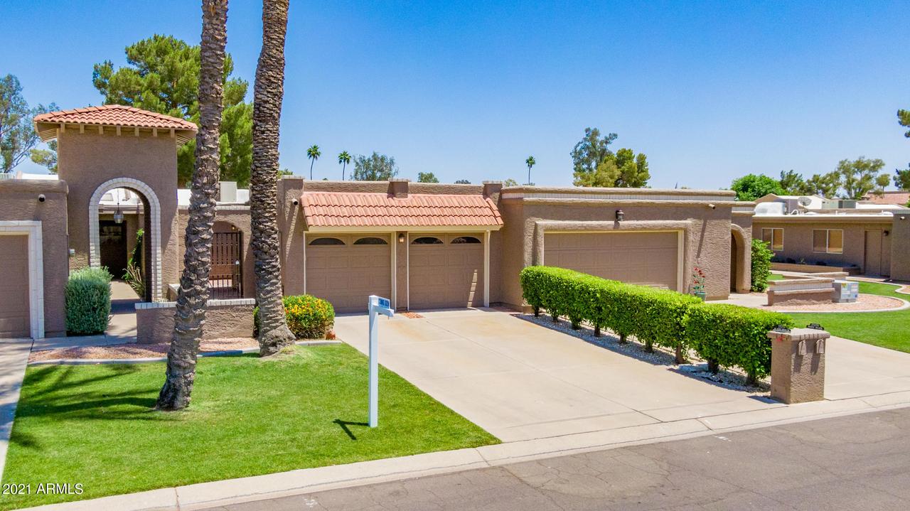 25251 S Berry Brook Dr., Sun Lakes, AZ 85248