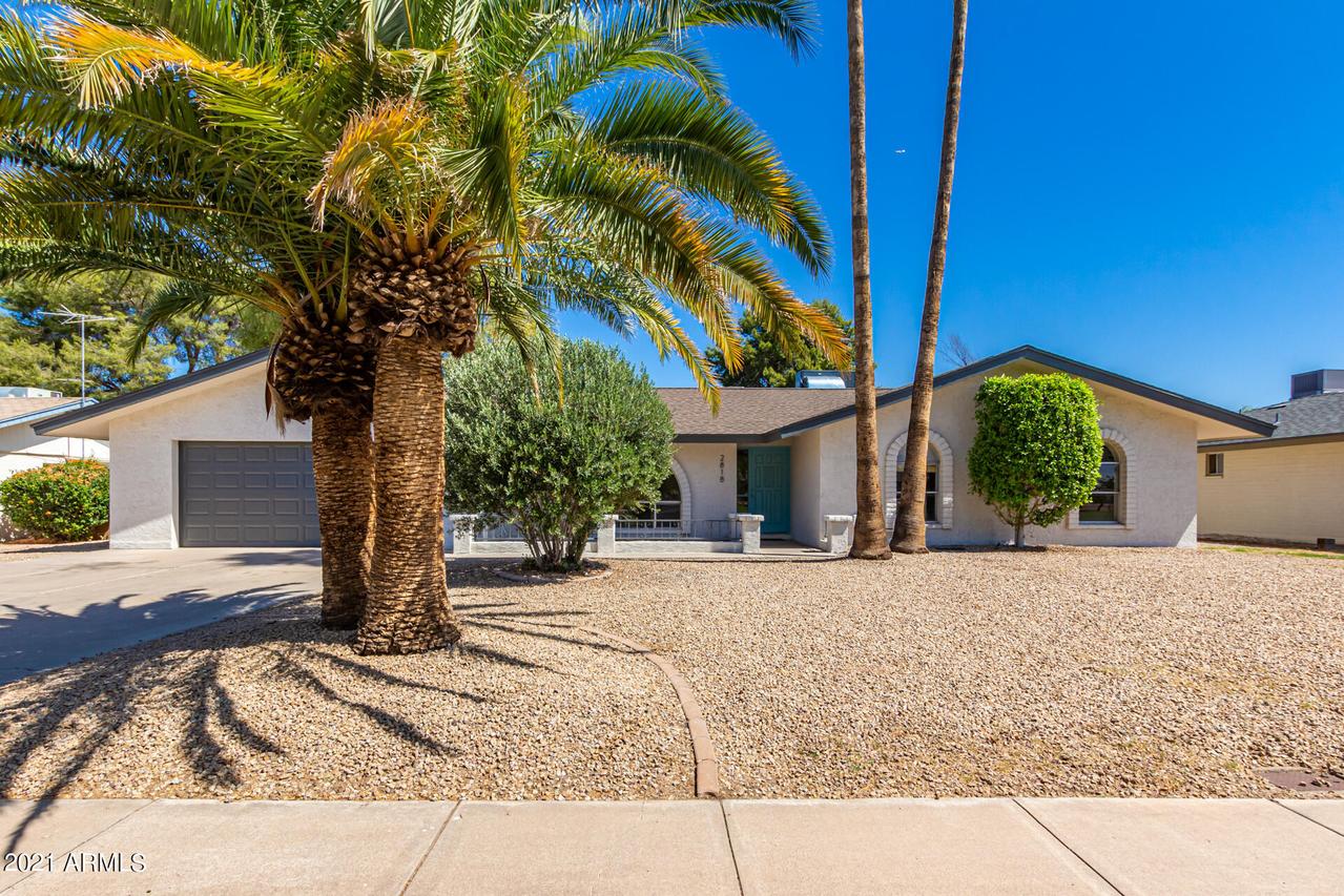 2818 E Decatur St., Mesa, AZ 85213