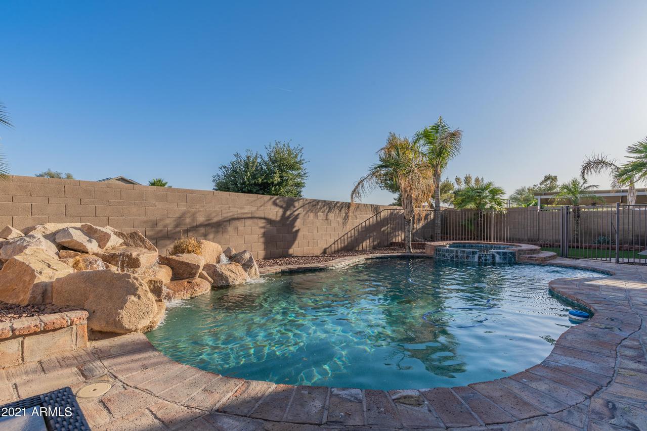 42295 W Chisholm Dr., Maricopa, AZ 85138