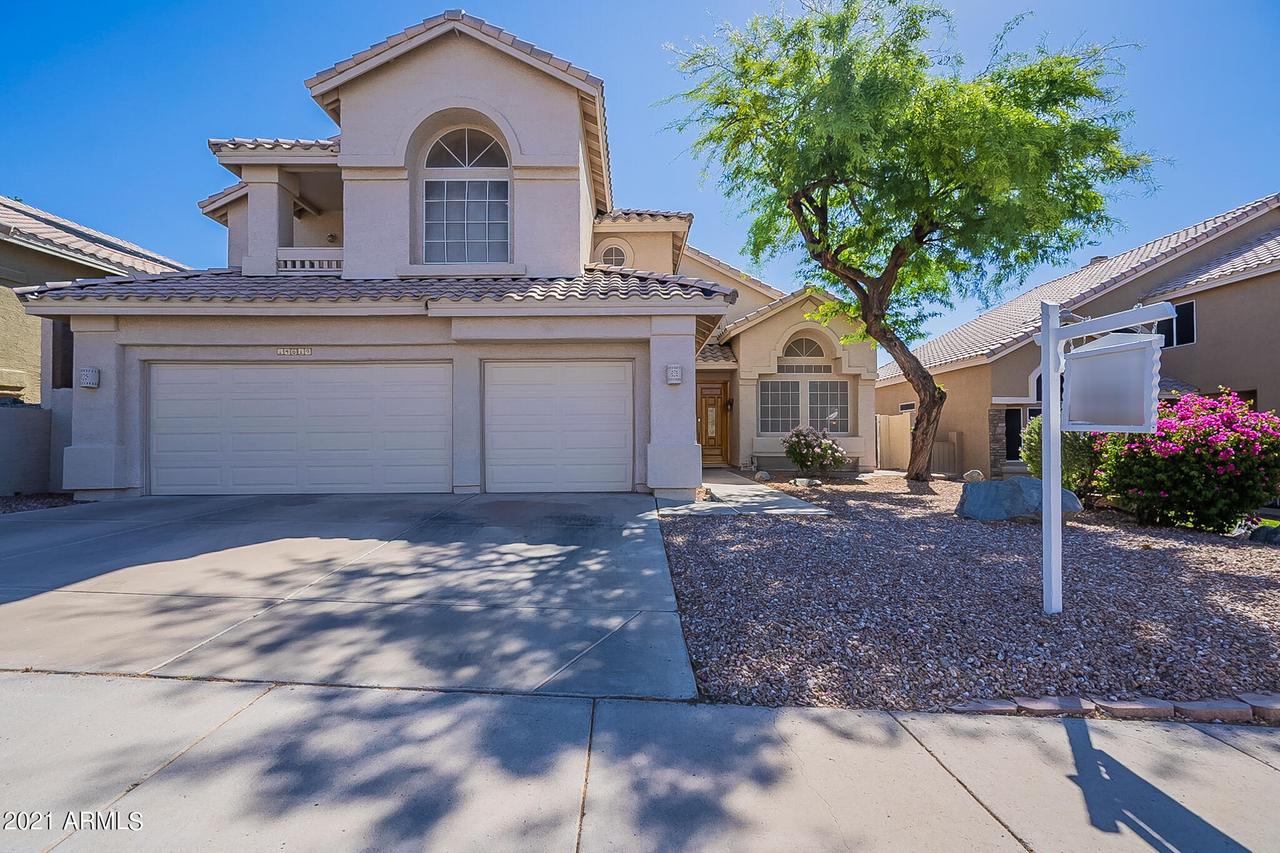 14619 S 8th St., Phoenix, AZ 85048