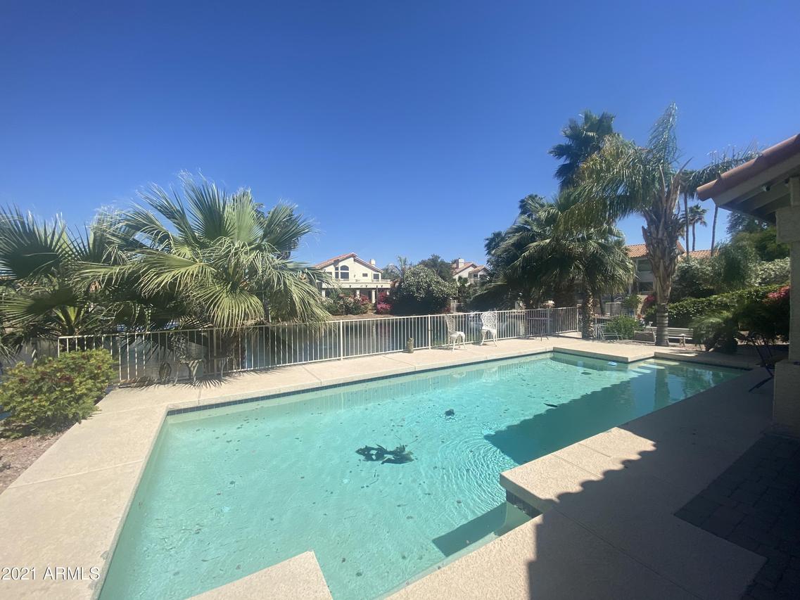 1021 S Coral Key Ct., Gilbert, AZ 85233