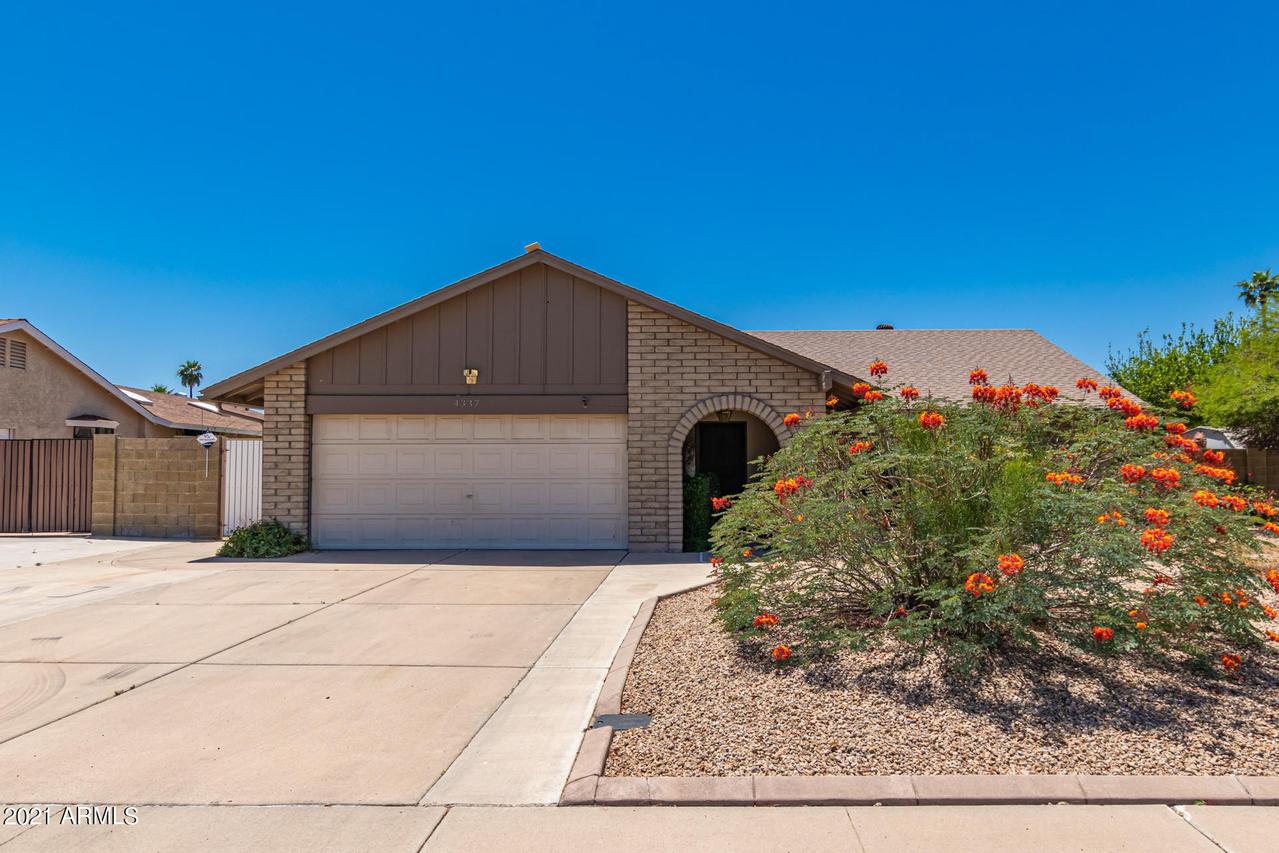 4337 E Evans Dr., Phoenix, AZ 85032