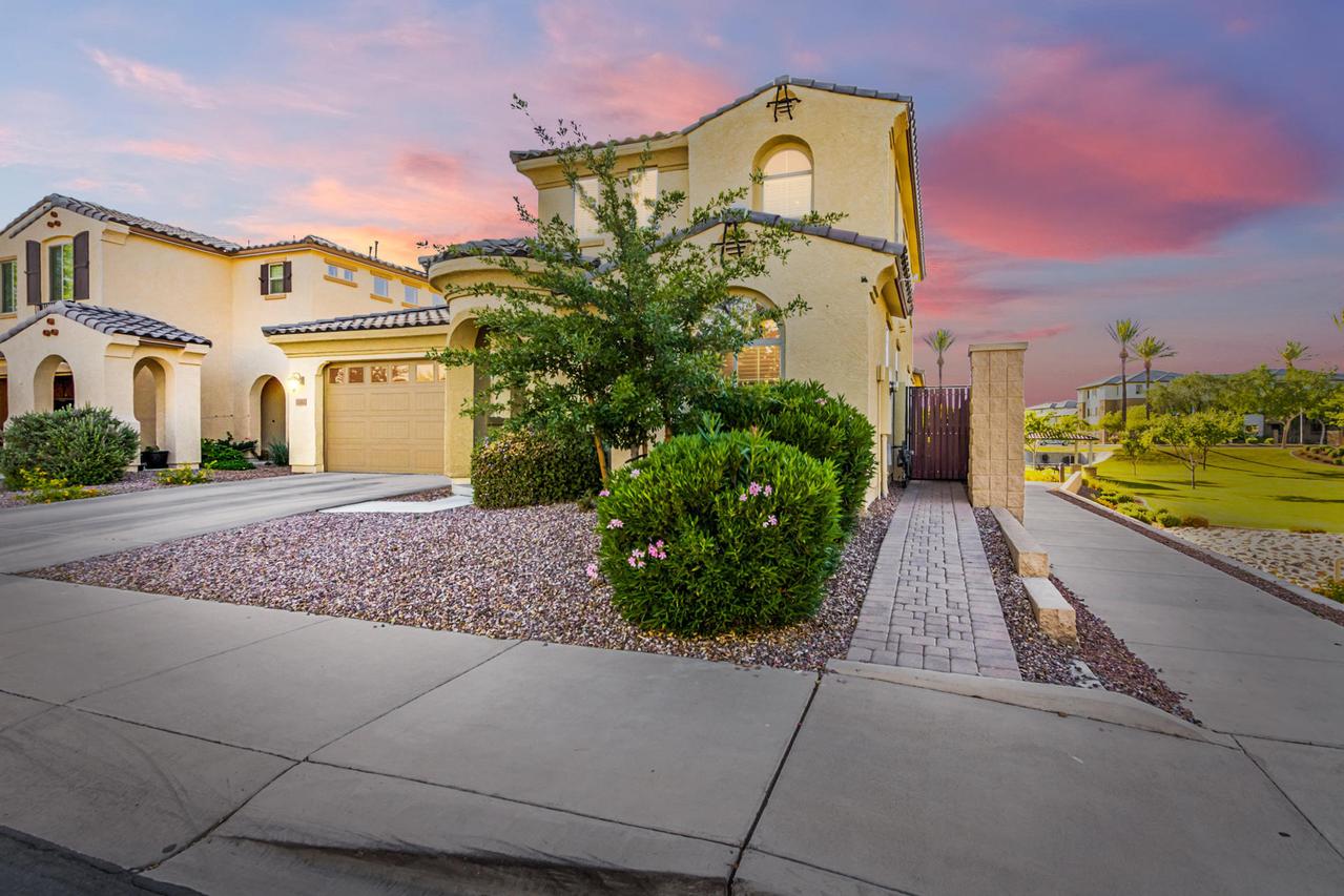 13182 N 91st Dr., Peoria, AZ 85381