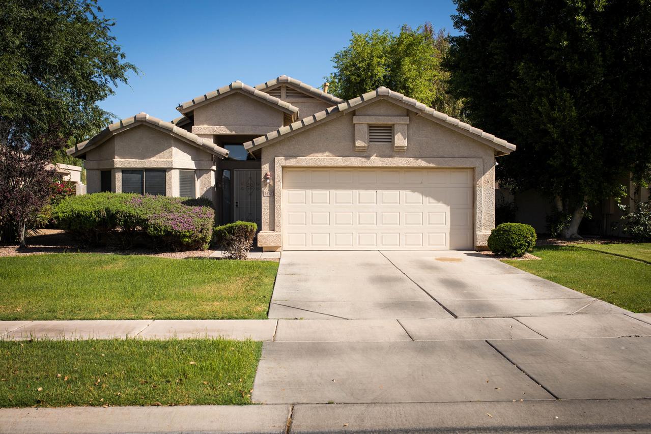 1352 W Blue Ridge Ct., Chandler, AZ 85248