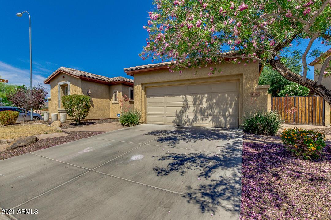 4027 S White Dr., Chandler, AZ 85249