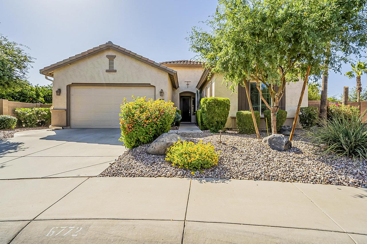 6772 S Black Hills Way, Chandler, AZ 85249