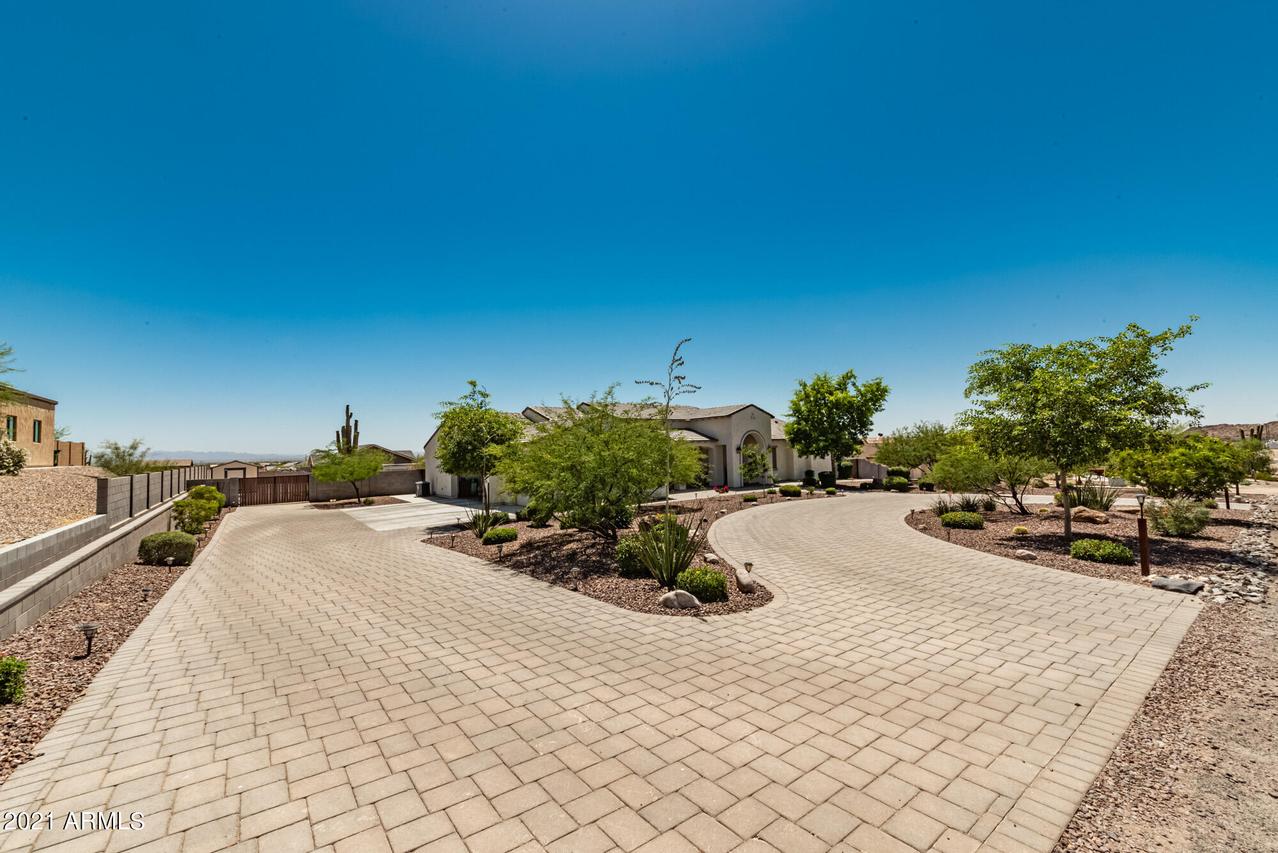 28821 N Ashbrook Ln., Queen Creek, AZ 85144